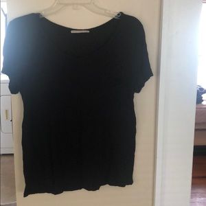 Black active basic tee
